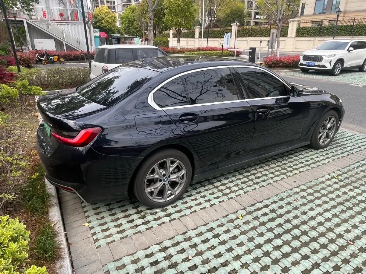 2024 BMW i3 BEV 70KWH,autocango,china used car exporter,china ev exporter,chinese used car exporter,chinese used ev exporter