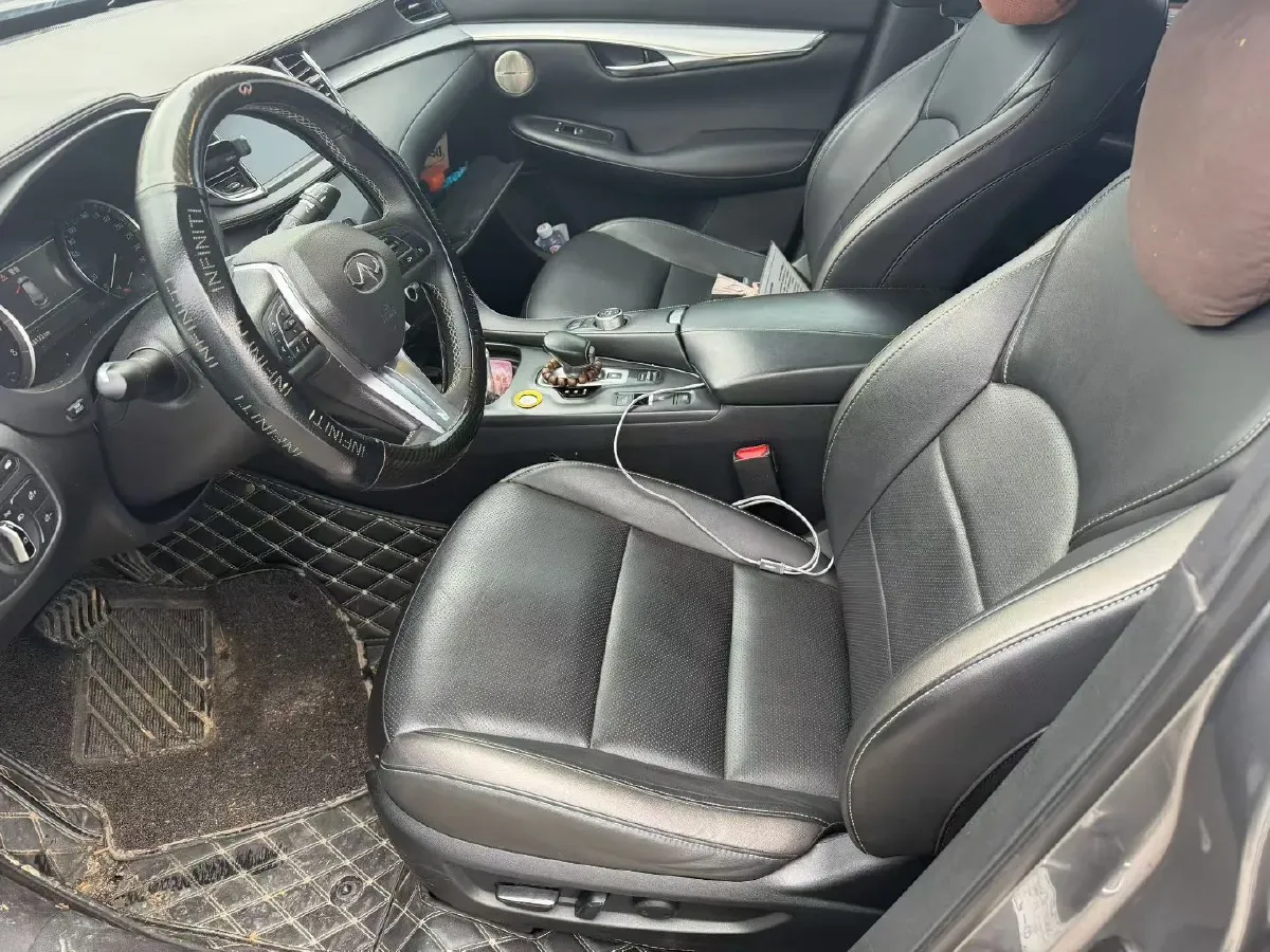 2018 Mitsubishi Pajero 3.0L 174HP V6 5AT,autocango,china used car exporter,china ev exporter,chinese used car exporter,chinese used ev exporter