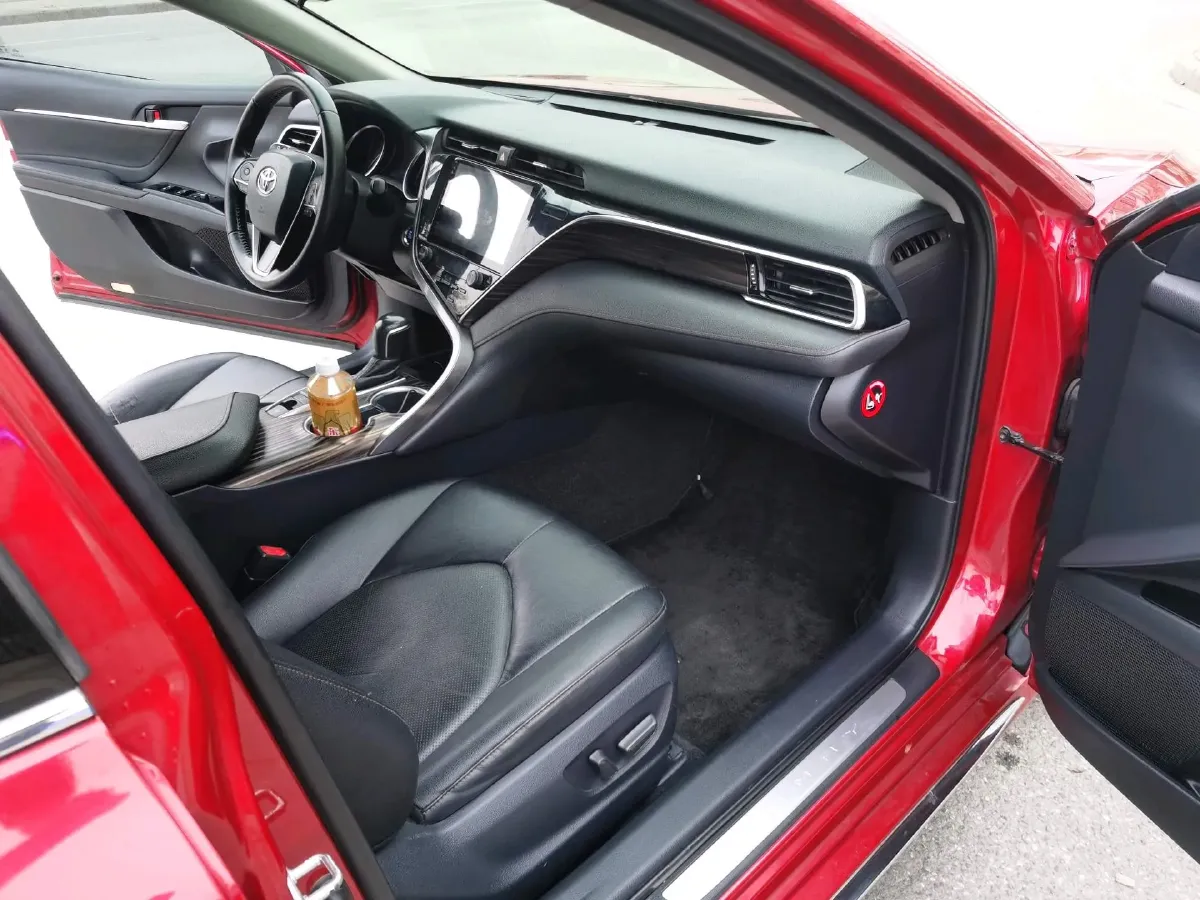 2018 Toyota Camry 2.0L 169HP L4 6AT,autocango,china used car exporter,china ev exporter,chinese used car exporter,chinese used ev exporter