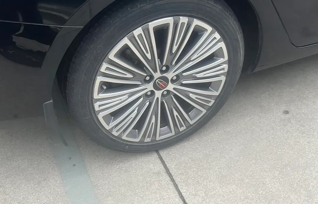 2022 HongQi H5 1.5T 169HP L4 7DCT,autocango,china used car exporter,china ev exporter,chinese used car exporter,chinese used ev exporter