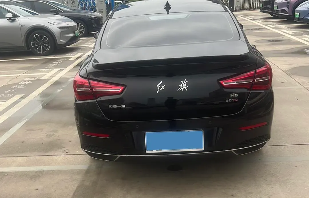 2022 HongQi H5 1.5T 169HP L4 7DCT,autocango,china used car exporter,china ev exporter,chinese used car exporter,chinese used ev exporter
