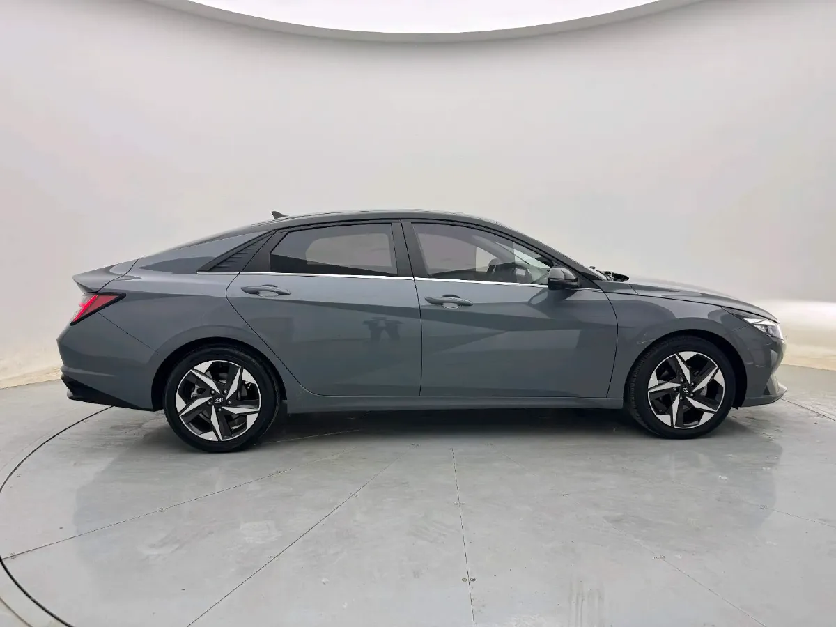 2021 Hyundai Elantra 1.5L 115HP L4 CVT,autocango,china used car exporter,china ev exporter,chinese used car exporter,chinese used ev exporter