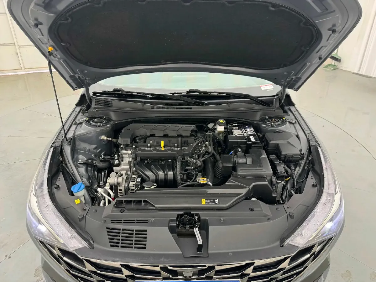 2021 Hyundai Elantra 1.5L 115HP L4 CVT,autocango,china used car exporter,china ev exporter,chinese used car exporter,chinese used ev exporter