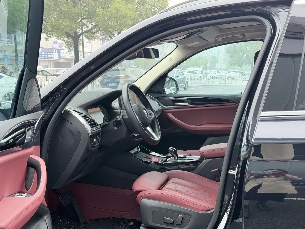 2023 BMW X3 2.0T 184HP L4 8AT,autocango,china used car exporter,china ev exporter,chinese used car exporter,chinese used ev exporter