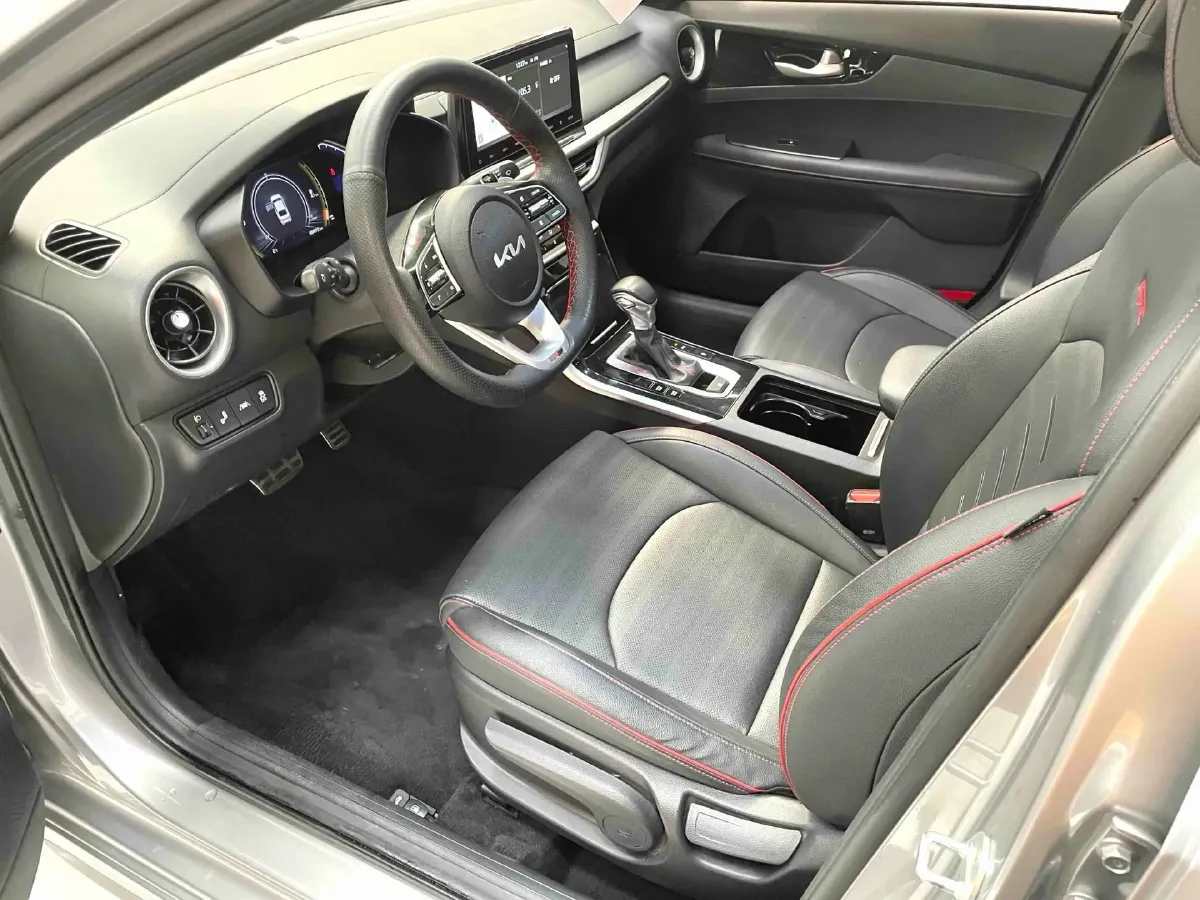 2021 Kia K3 1.4T 130HP L4 7DCT,autocango,china used car exporter,china ev exporter,chinese used car exporter,chinese used ev exporter