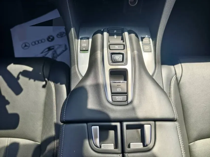 2020 Honda Avancier 2.0T 272HP L4 9AT,autocango,china used car exporter,china ev exporter,chinese used car exporter,chinese used ev exporter