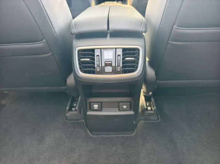 2020 Honda Avancier 2.0T 272HP L4 9AT,autocango,china used car exporter,china ev exporter,chinese used car exporter,chinese used ev exporter