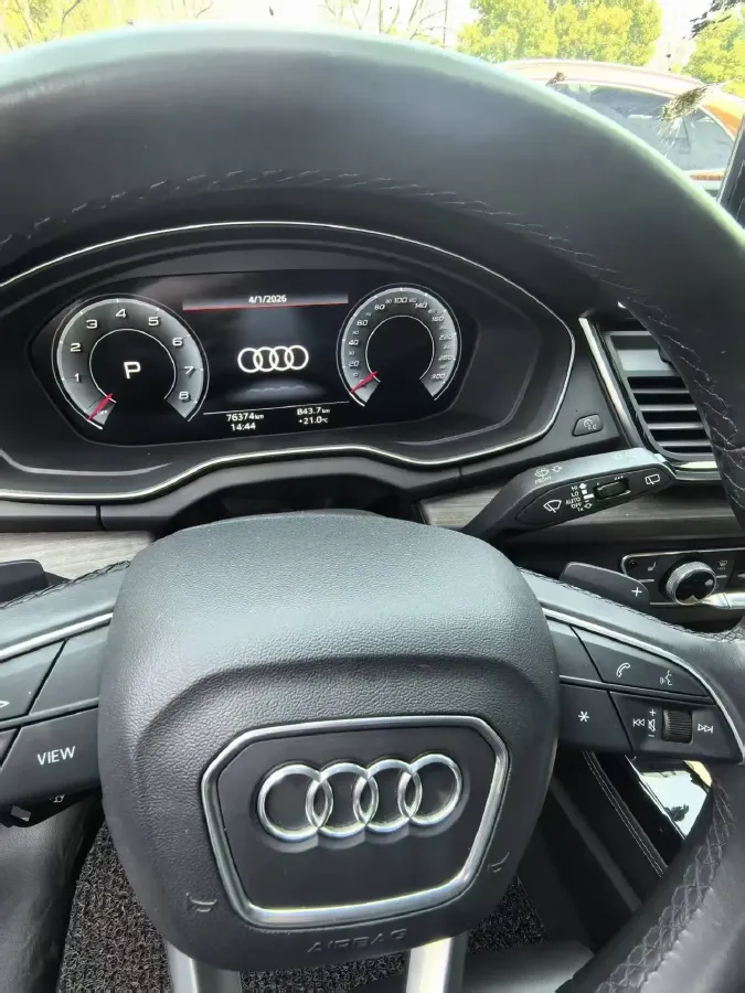 2021 Audi Q5L 2.0T 252HP L4 7DCT,autocango,china used car exporter,china ev exporter,chinese used car exporter,chinese used ev exporter