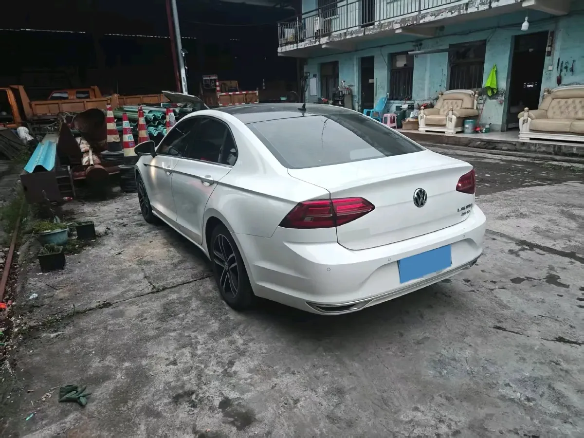 2019 Volkswagen Passat 1.4T 150HP L4 7DCT,autocango,china used car exporter,china ev exporter,chinese used car exporter,chinese used ev exporter