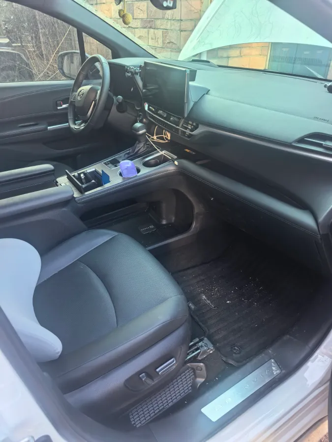 2024 Toyota Granvia 2.5L 189HP L4 E-CVT Hybrid,autocango,china used car exporter,china ev exporter,chinese used car exporter,chinese used ev exporter