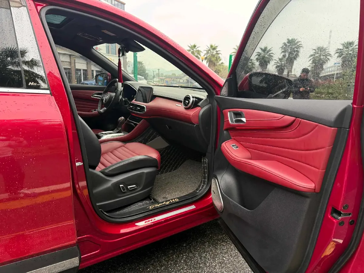 2018 MG HS 2.0T 231HP L4 6DCT,autocango,china used car exporter,china ev exporter,chinese used car exporter,chinese used ev exporter