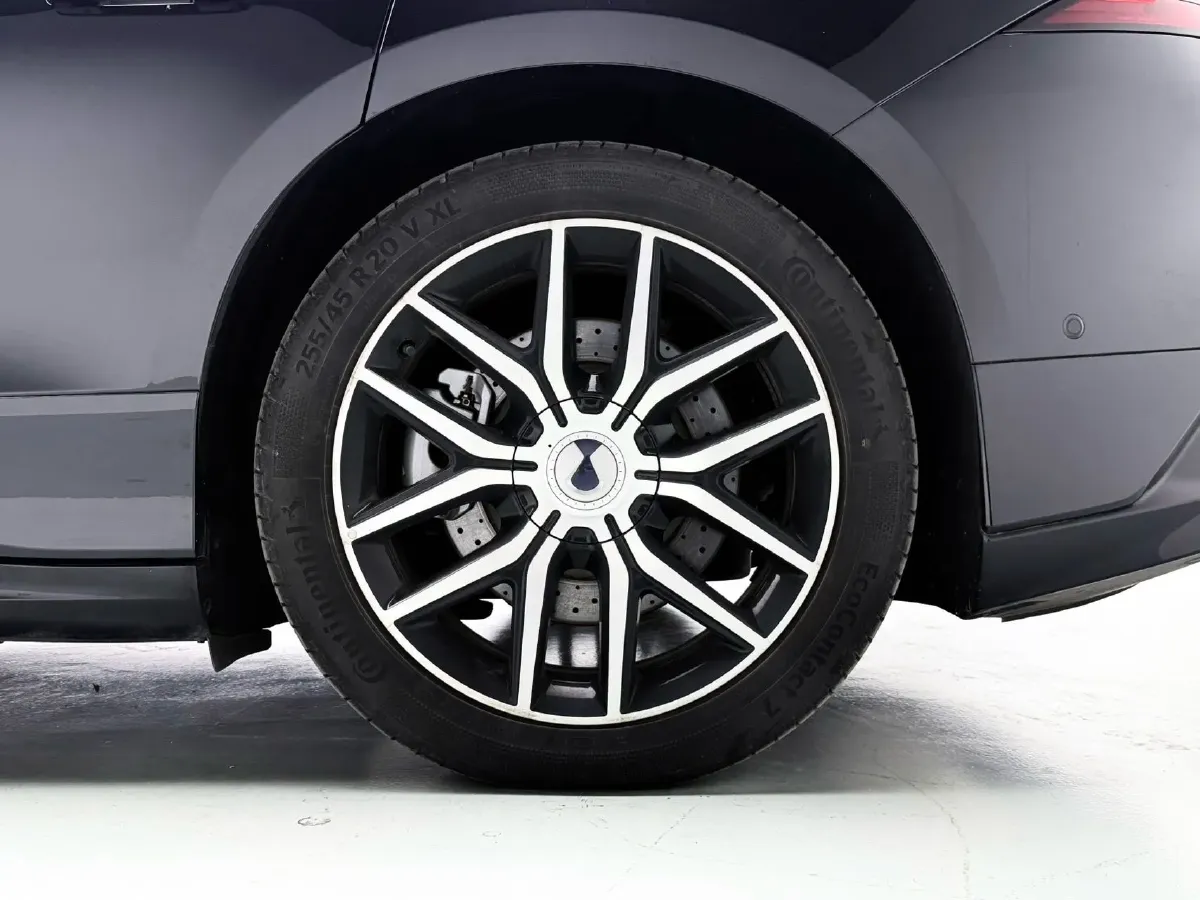 2024 Denza DenzaZ9 2.0T 207HP L4 E-CVT PHEV 38.5KWH,autocango,china used car exporter,china ev exporter,chinese used car exporter,chinese used ev exporter