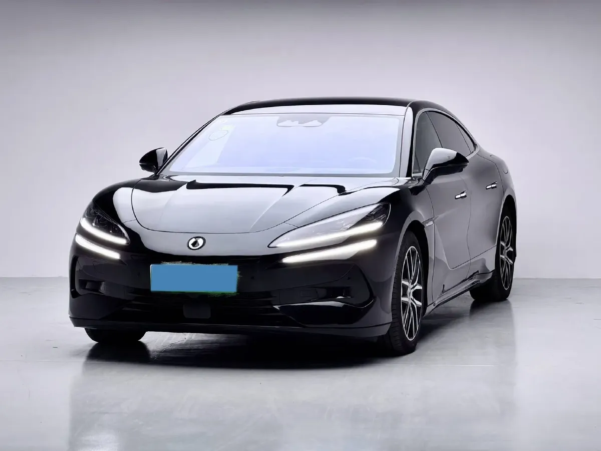 2024 Denza DenzaZ9 2.0T 207HP L4 E-CVT PHEV 38.5KWH,autocango,china used car exporter,china ev exporter,chinese used car exporter,chinese used ev exporter