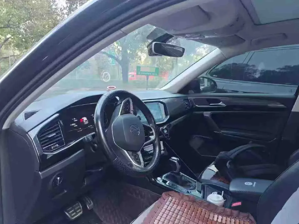 2020 Volkswagen Tayron X 2.0T 186HP L4 7DCT,autocango,china used car exporter,china ev exporter,chinese used car exporter,chinese used ev exporter