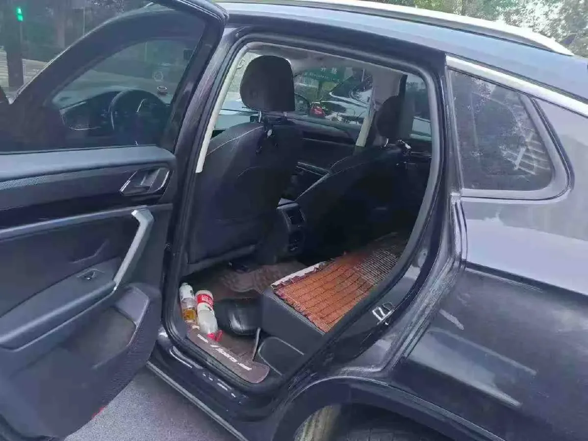 2020 Volkswagen Tayron X 2.0T 186HP L4 7DCT,autocango,china used car exporter,china ev exporter,chinese used car exporter,chinese used ev exporter