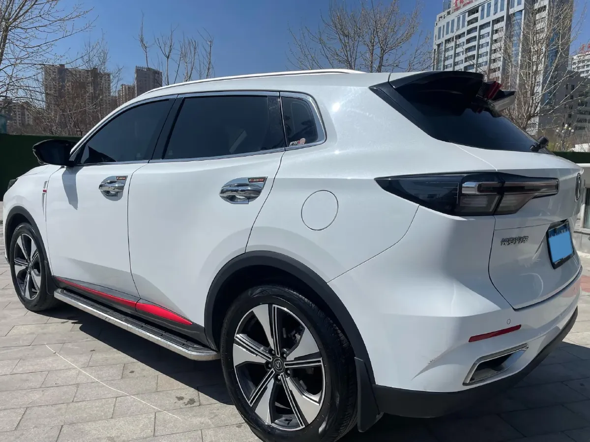 2022 ChangAn Oshan X7 Plus 1.5T 188HP L4 7DCT,autocango,china used car exporter,china ev exporter,chinese used car exporter,chinese used ev exporter