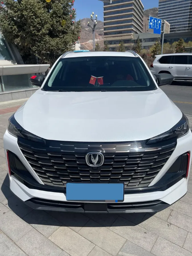 2022 ChangAn Oshan X7 Plus 1.5T 188HP L4 7DCT,autocango,china used car exporter,china ev exporter,chinese used car exporter,chinese used ev exporter