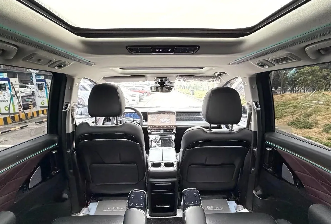 2024 GAC Trumpchi M8 2.0T 252HP L4 8AT,autocango,china used car exporter,china ev exporter,chinese used car exporter,chinese used ev exporter