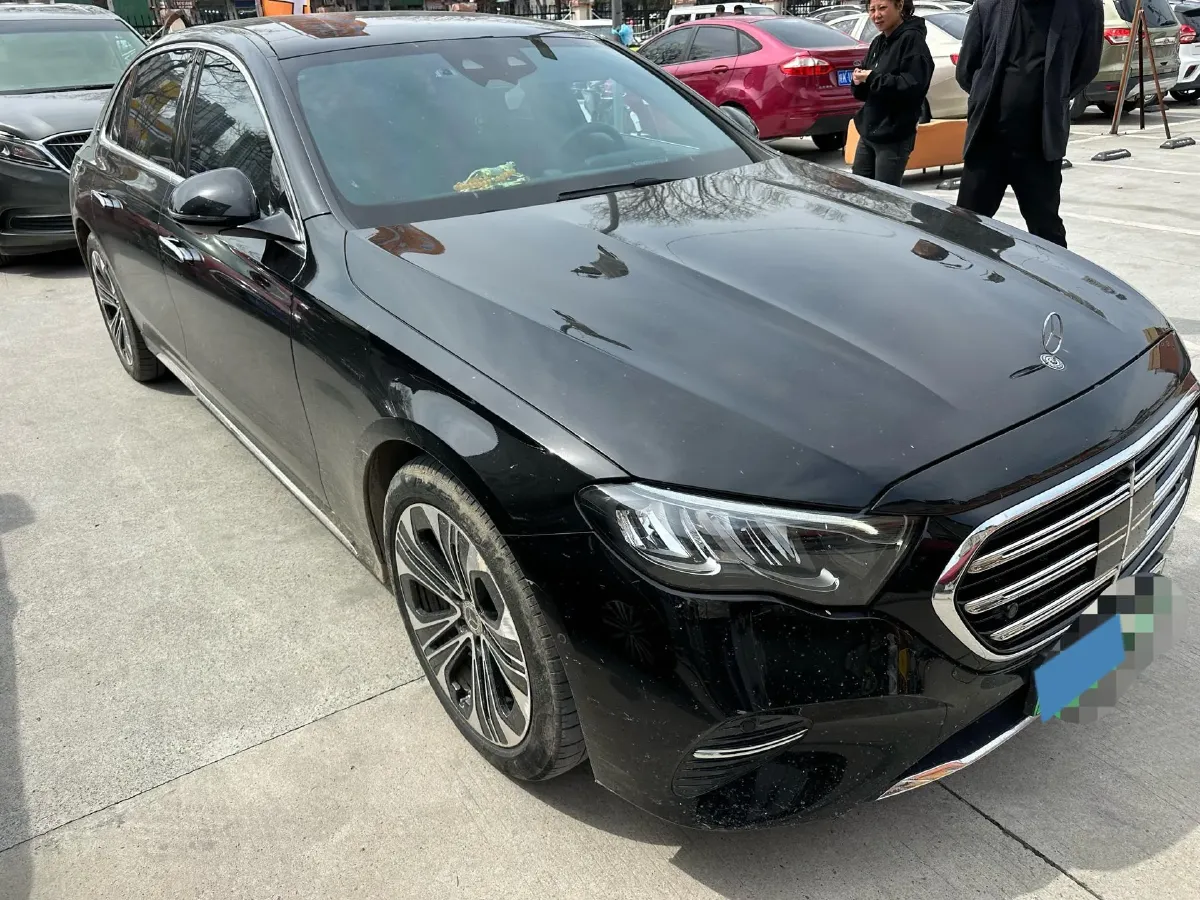 2024 Mercedes-Benz E Class 2.0T 204HP L4 9AT PHEV 25.4KWH,autocango,china used car exporter,china ev exporter,chinese used car exporter,chinese used ev exporter