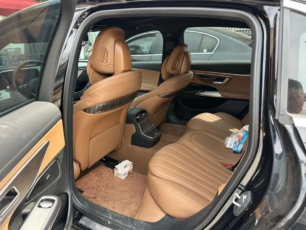 2024 Mercedes-Benz E Class 2.0T 204HP L4 9AT PHEV 25.4KWH,autocango,china used car exporter,china ev exporter,chinese used car exporter,chinese used ev exporter