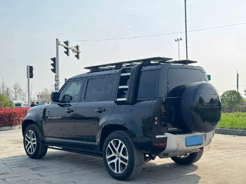 2024 Land Rover Defender 3.0T 400HP L6 8AT,autocango,china used car exporter,china ev exporter,chinese used car exporter,chinese used ev exporter