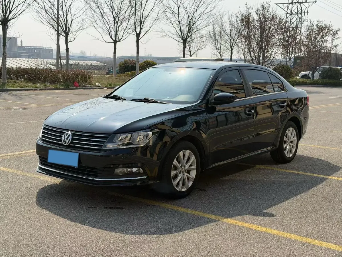 2017 Zotye Damy X7 1.8T 177HP L4 5MT,autocango,china used car exporter,china ev exporter,chinese used car exporter,chinese used ev exporter