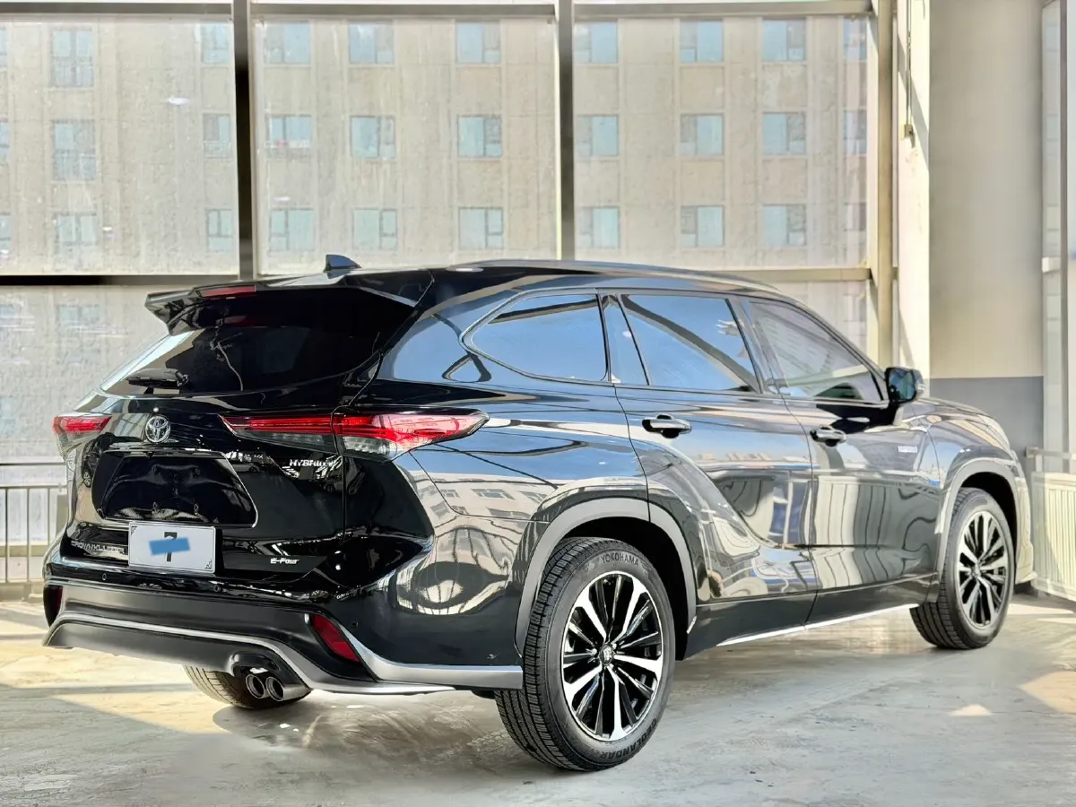 2023 Toyota Crown Kluger 2.5L 189HP L4 E-CVT Hybrid,autocango,china used car exporter,china ev exporter,chinese used car exporter,chinese used ev exporter