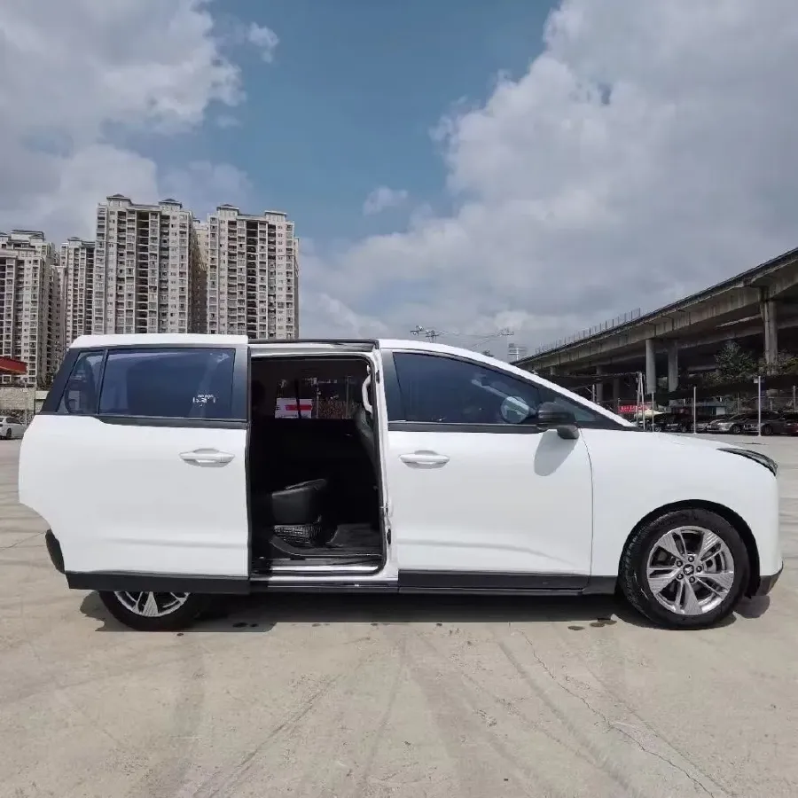 2022 JMC YuHu 7 2.0T 141HP L4 8AT,autocango,china used car exporter,china ev exporter,chinese used car exporter,chinese used ev exporter