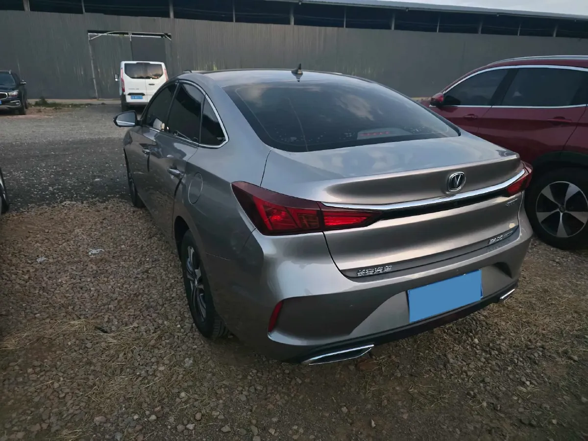 2021 ChangAn Eado 1.4T 160HP L4 7DCT,autocango,china used car exporter,china ev exporter,chinese used car exporter,chinese used ev exporter