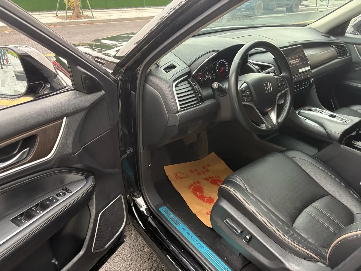 2020 Honda Avancier 2.0T 272HP L4 9AT,autocango,china used car exporter,china ev exporter,chinese used car exporter,chinese used ev exporter
