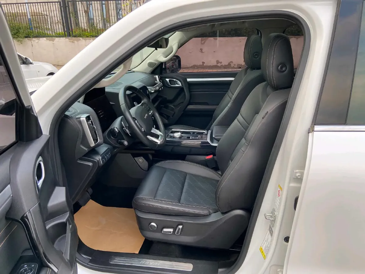 2022 Haval Dargo 2.0T 211HP L4 7DCT,autocango,china used car exporter,china ev exporter,chinese used car exporter,chinese used ev exporter