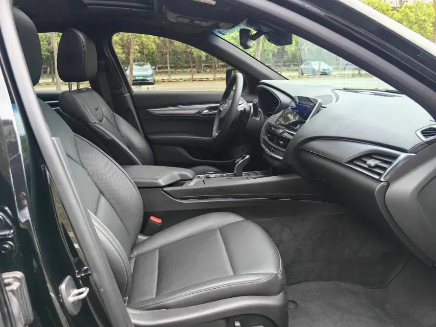 2023 Cadillac CT5 2.0T 237HP L4 10AT,autocango,china used car exporter,china ev exporter,chinese used car exporter,chinese used ev exporter