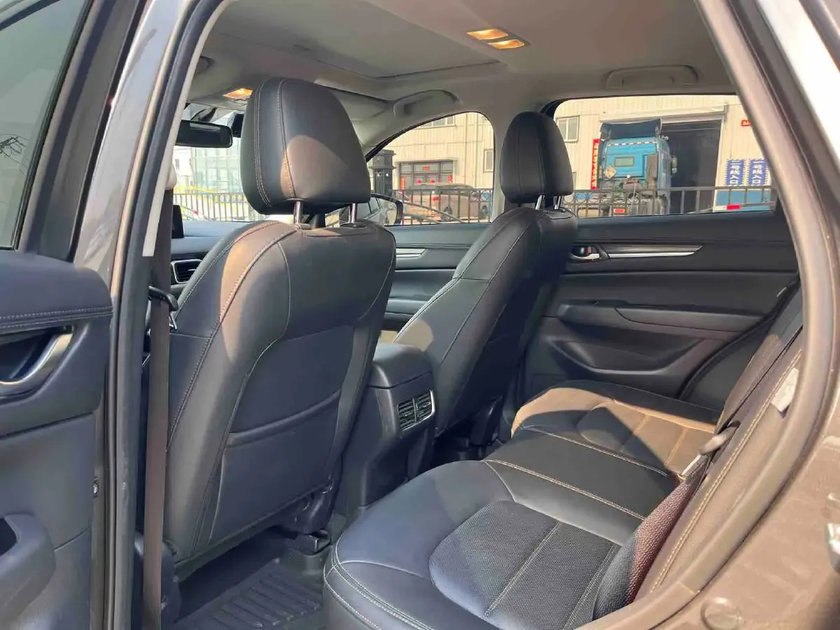 2022 MAXUS XinTu V90 2.0T 150HP L4 6AT,autocango,china used car exporter,china ev exporter,chinese used car exporter,chinese used ev exporter