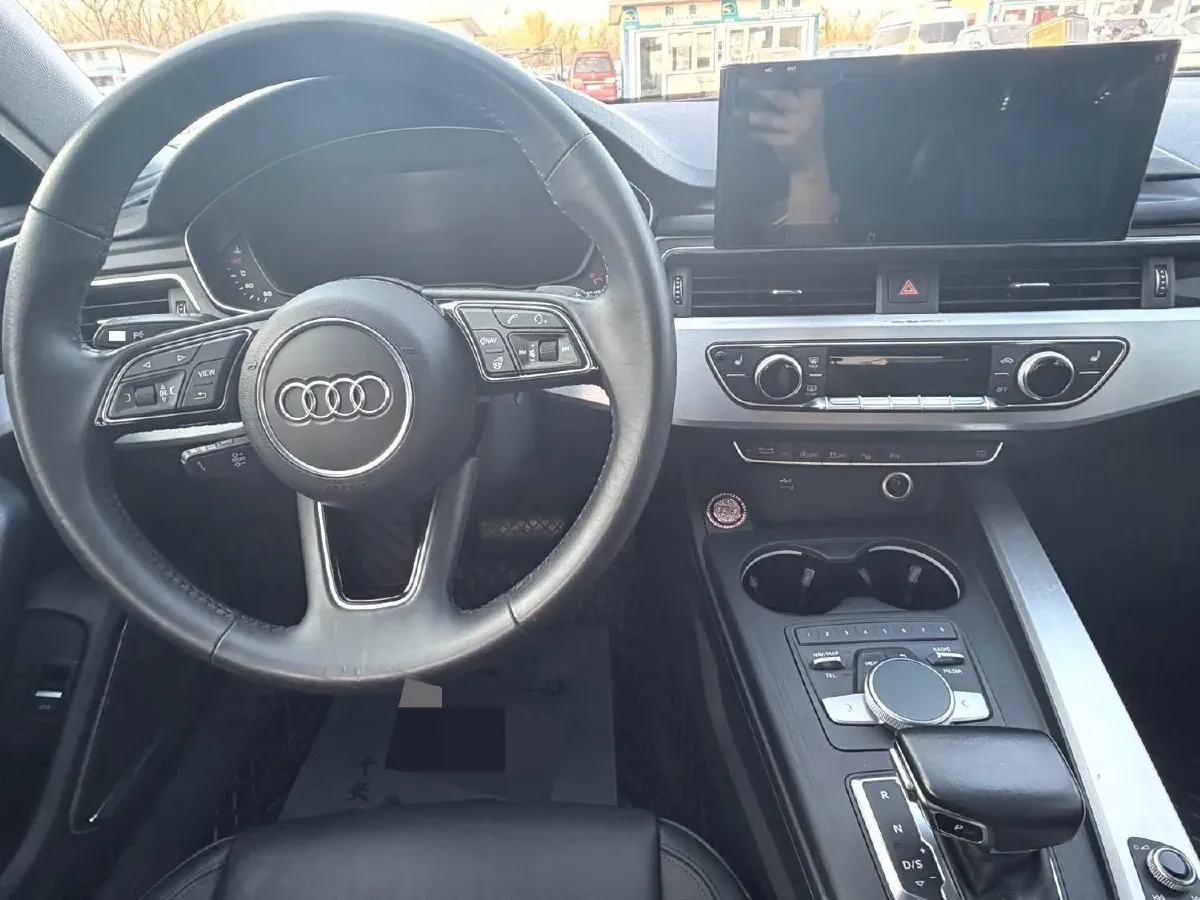 2019 Audi A4L 2.0T 190HP L4 7DCT,autocango,china used car exporter,china ev exporter,chinese used car exporter,chinese used ev exporter