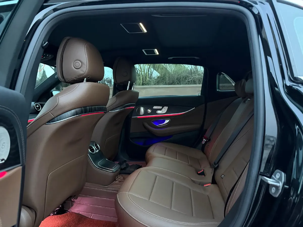 2022 Mercedes-Benz E Class 2.0T 258HP L4 9AT,autocango,china used car exporter,china ev exporter,chinese used car exporter,chinese used ev exporter