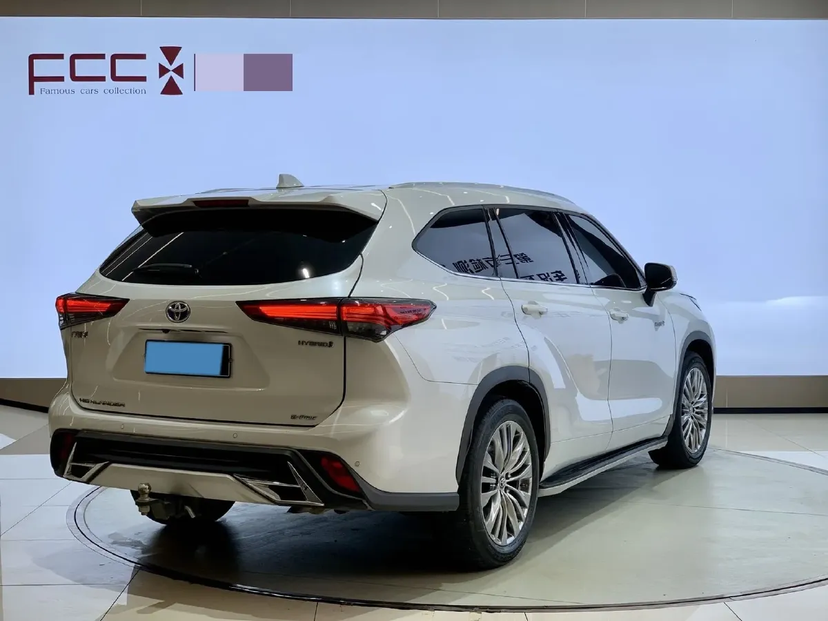 2022 Toyota Highlander 2.5L 192HP L4 E-CVT Hybrid,autocango,china used car exporter,china ev exporter,chinese used car exporter,chinese used ev exporter