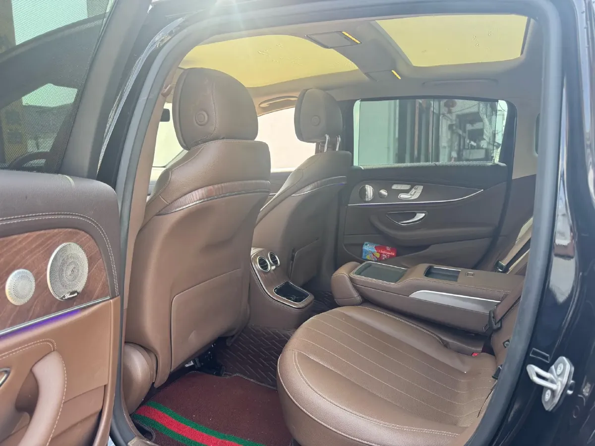 2022 Mercedes-Benz E Class 2.0T 258HP L4 9AT,autocango,china used car exporter,china ev exporter,chinese used car exporter,chinese used ev exporter