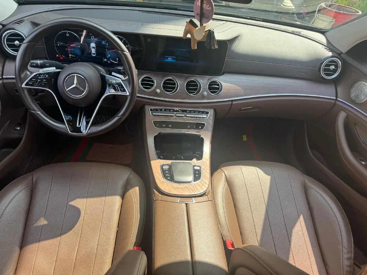 2022 Mercedes-Benz E Class 2.0T 258HP L4 9AT,autocango,china used car exporter,china ev exporter,chinese used car exporter,chinese used ev exporter
