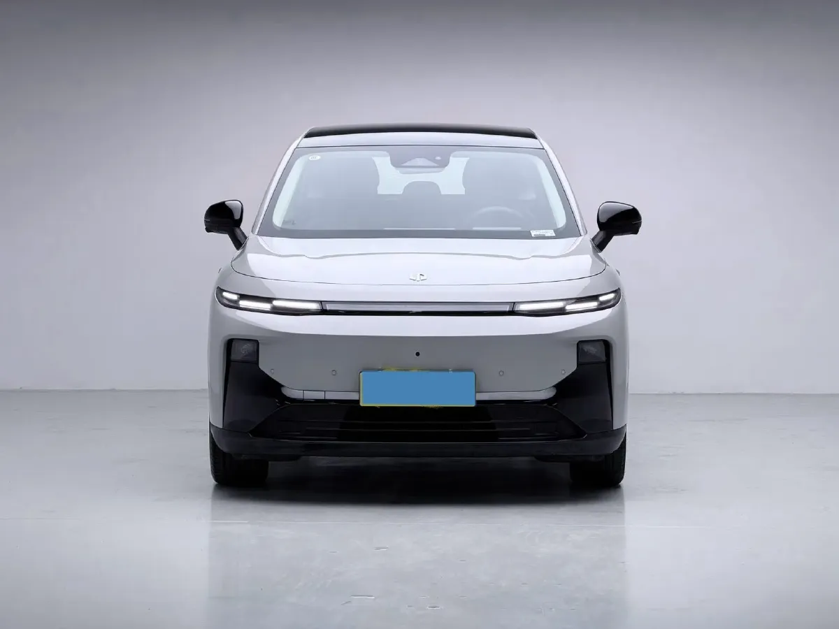 2025 Leapmotor B10 BEV 67.1KWH,autocango,china used car exporter,china ev exporter,chinese used car exporter,chinese used ev exporter