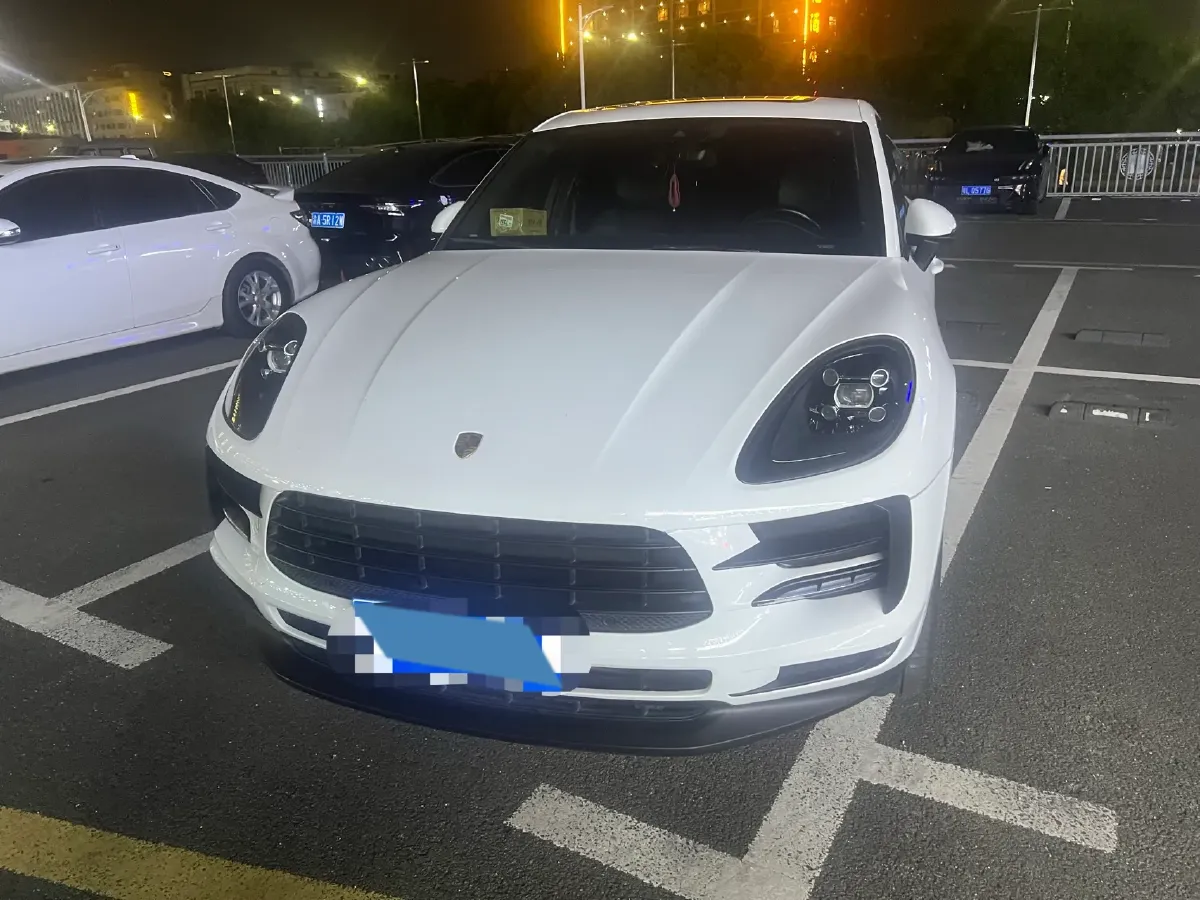 2018 Porsche Macan 2.0T 252HP L4 7DCT,autocango,china used car exporter,china ev exporter,chinese used car exporter,chinese used ev exporter