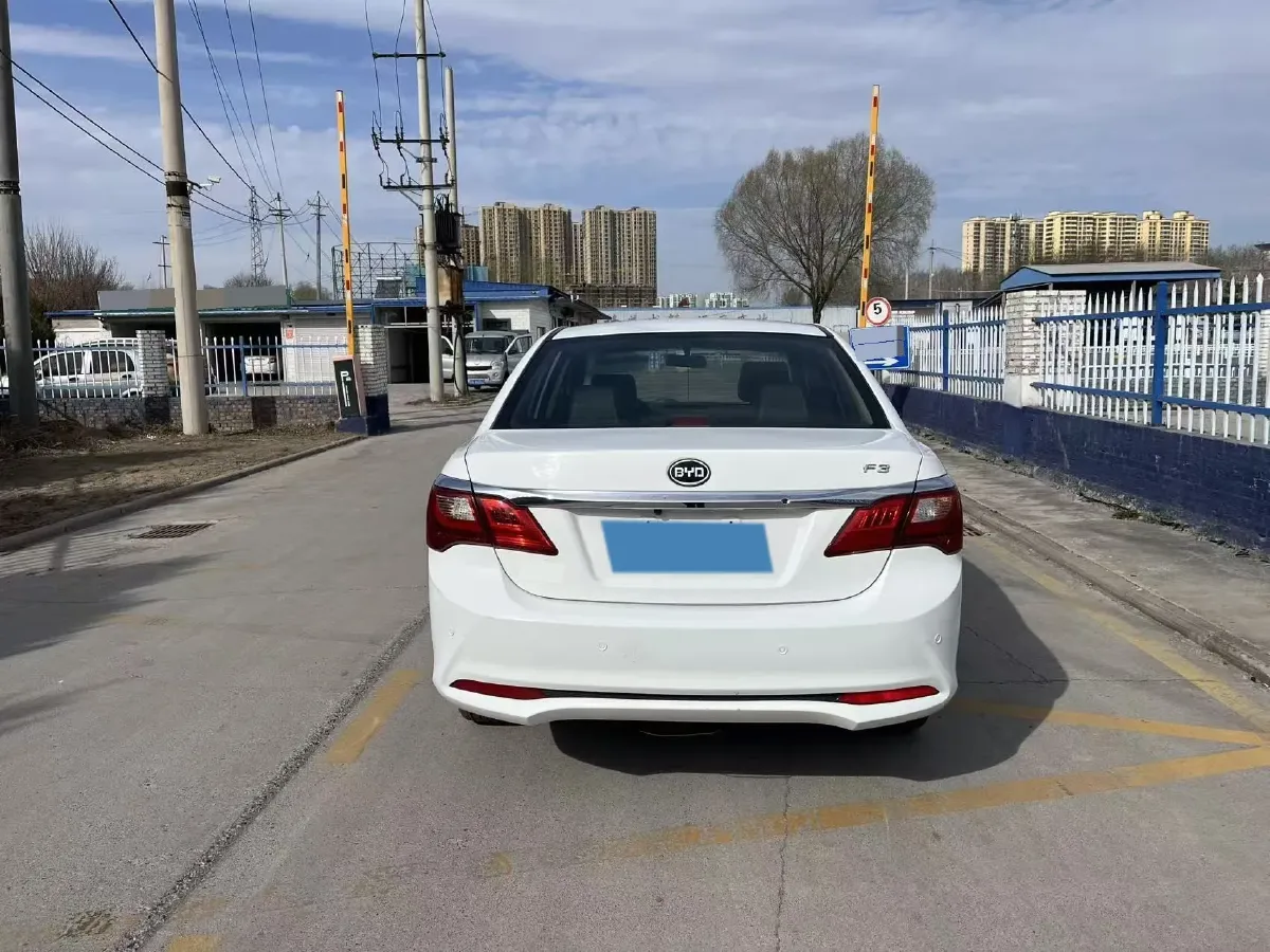 2018 BYD F3 1.5L 109HP L4 5MT,autocango,china used car exporter,china ev exporter,chinese used car exporter,chinese used ev exporter