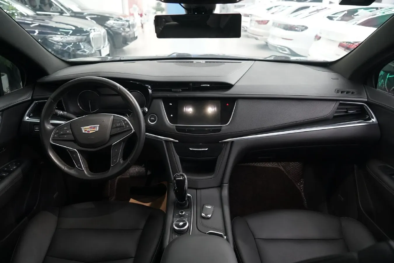 2022 Cadillac XT5 2.0T 237HP L4 9AT,autocango,china used car exporter,china ev exporter,chinese used car exporter,chinese used ev exporter