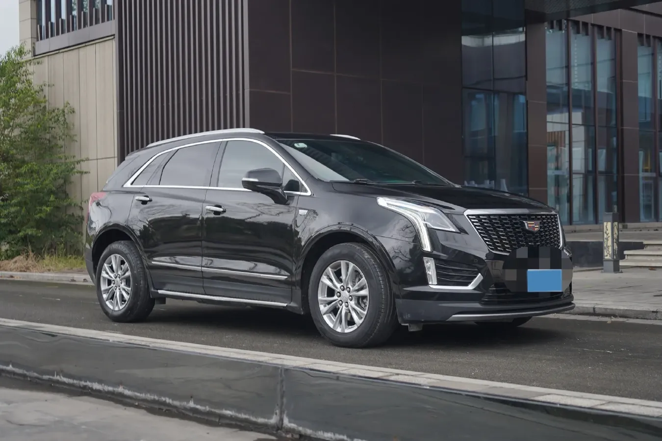 2022 Cadillac XT5 2.0T 237HP L4 9AT,autocango,china used car exporter,china ev exporter,chinese used car exporter,chinese used ev exporter