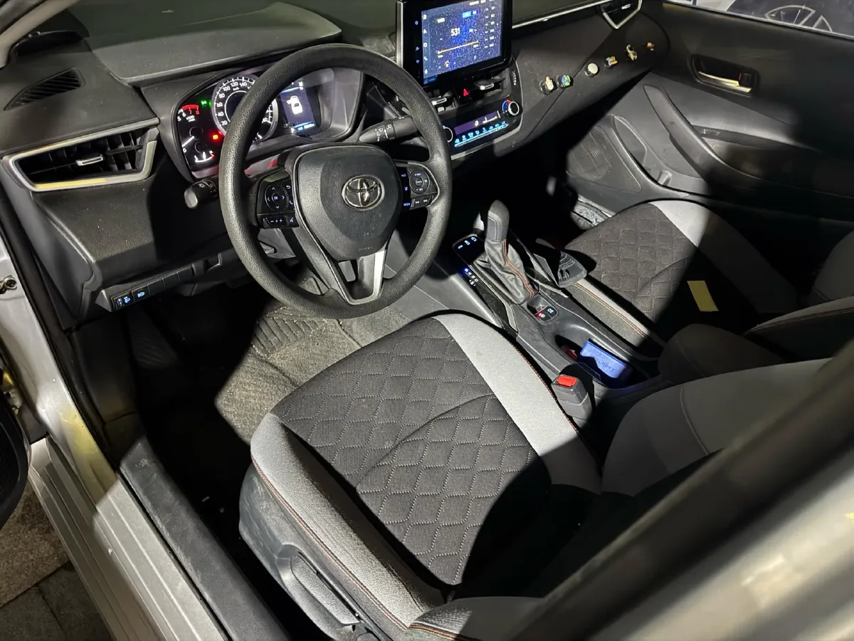 2021 Toyota Corolla 1.2T 116HP L4 CVT,autocango,china used car exporter,china ev exporter,chinese used car exporter,chinese used ev exporter