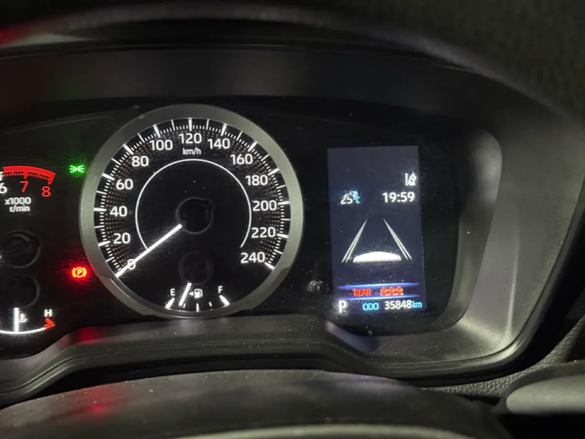 2021 Toyota Corolla 1.2T 116HP L4 CVT,autocango,china used car exporter,china ev exporter,chinese used car exporter,chinese used ev exporter