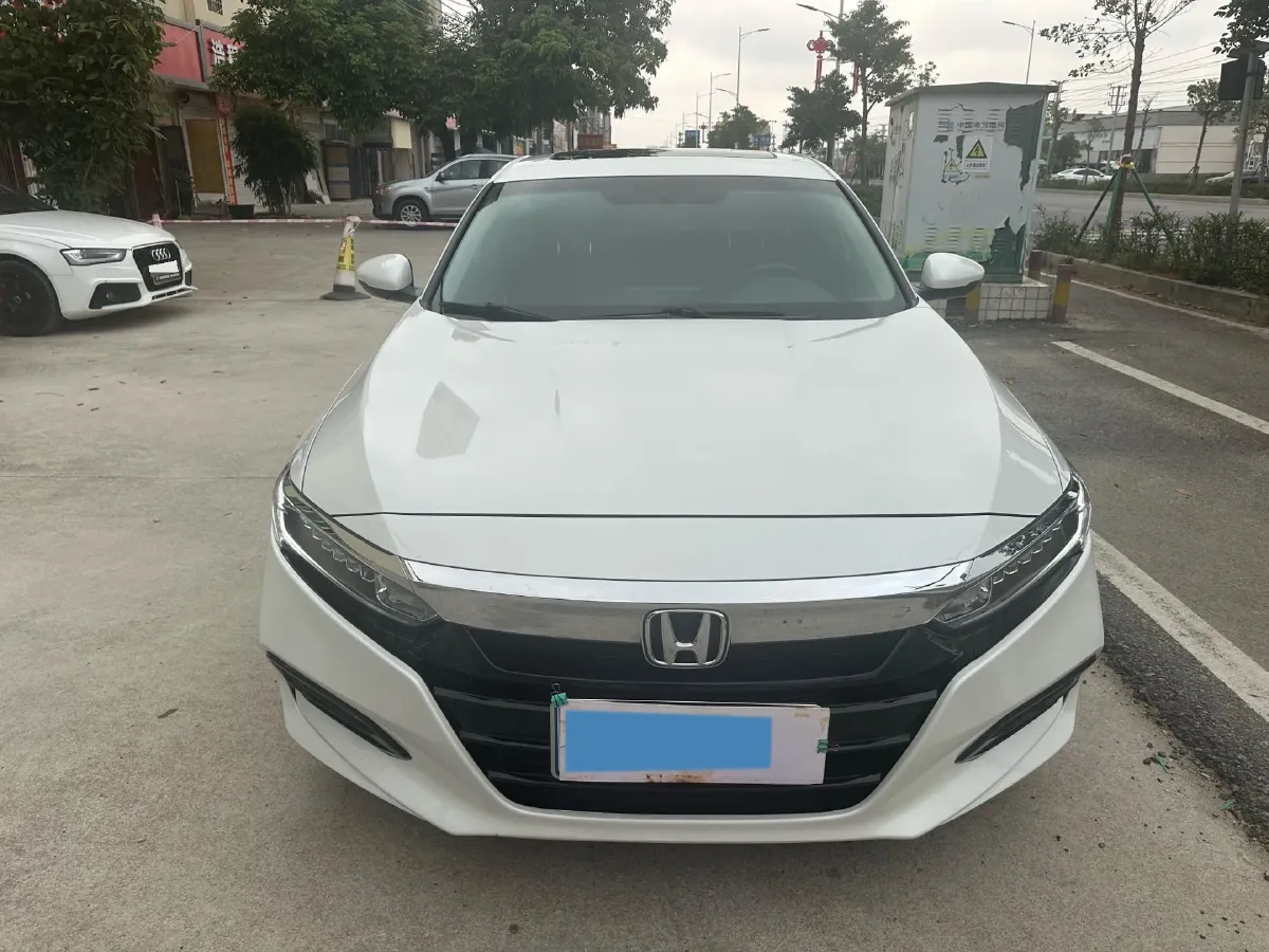 2018 Honda Accord 1.5T 194HP L4 CVT,autocango,china used car exporter,china ev exporter,chinese used car exporter,chinese used ev exporter