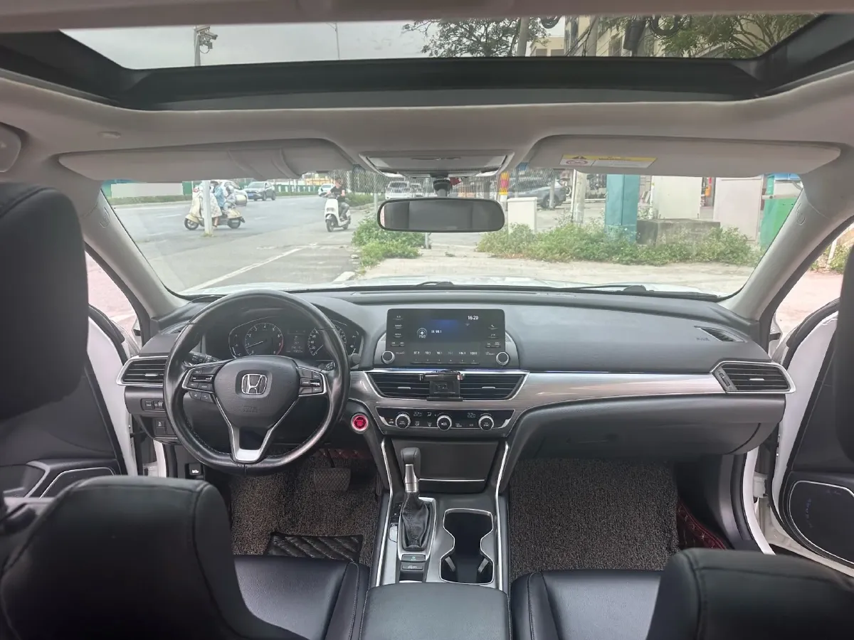 2018 Honda Accord 1.5T 194HP L4 CVT,autocango,china used car exporter,china ev exporter,chinese used car exporter,chinese used ev exporter