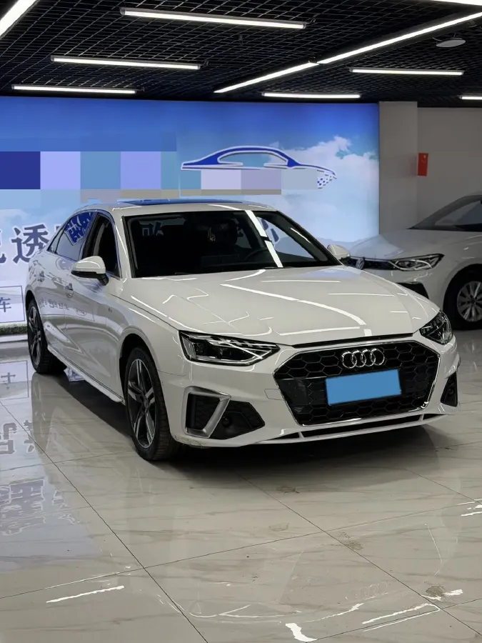 2020 Audi A4L 2.0T 190HP L4 7DCT,autocango,china used car exporter,china ev exporter,chinese used car exporter,chinese used ev exporter