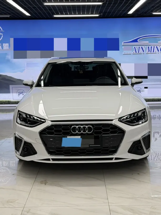 2020 Audi A4L 2.0T 190HP L4 7DCT,autocango,china used car exporter,china ev exporter,chinese used car exporter,chinese used ev exporter