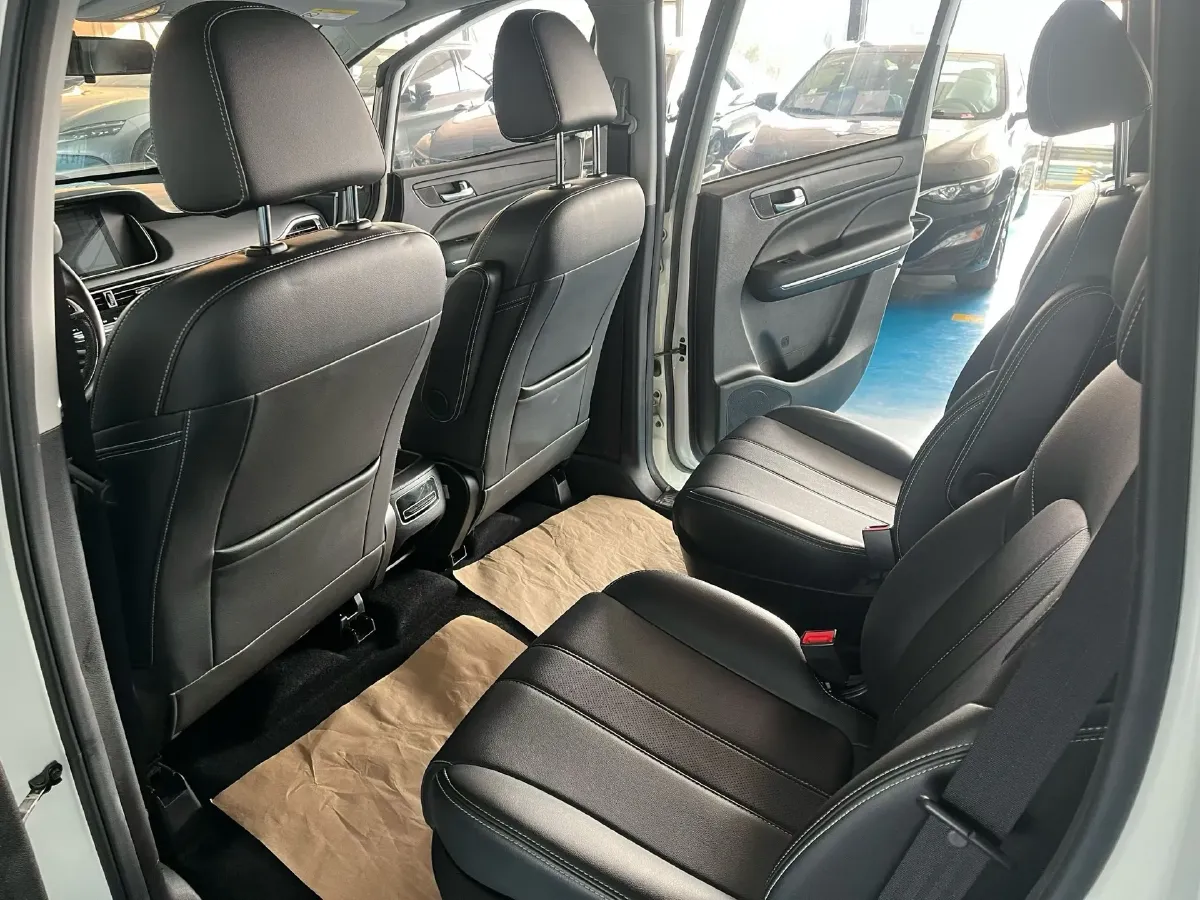 2021 GAC Trumpchi M6 1.5T 169HP L4 7DCT,autocango,china used car exporter,china ev exporter,chinese used car exporter,chinese used ev exporter